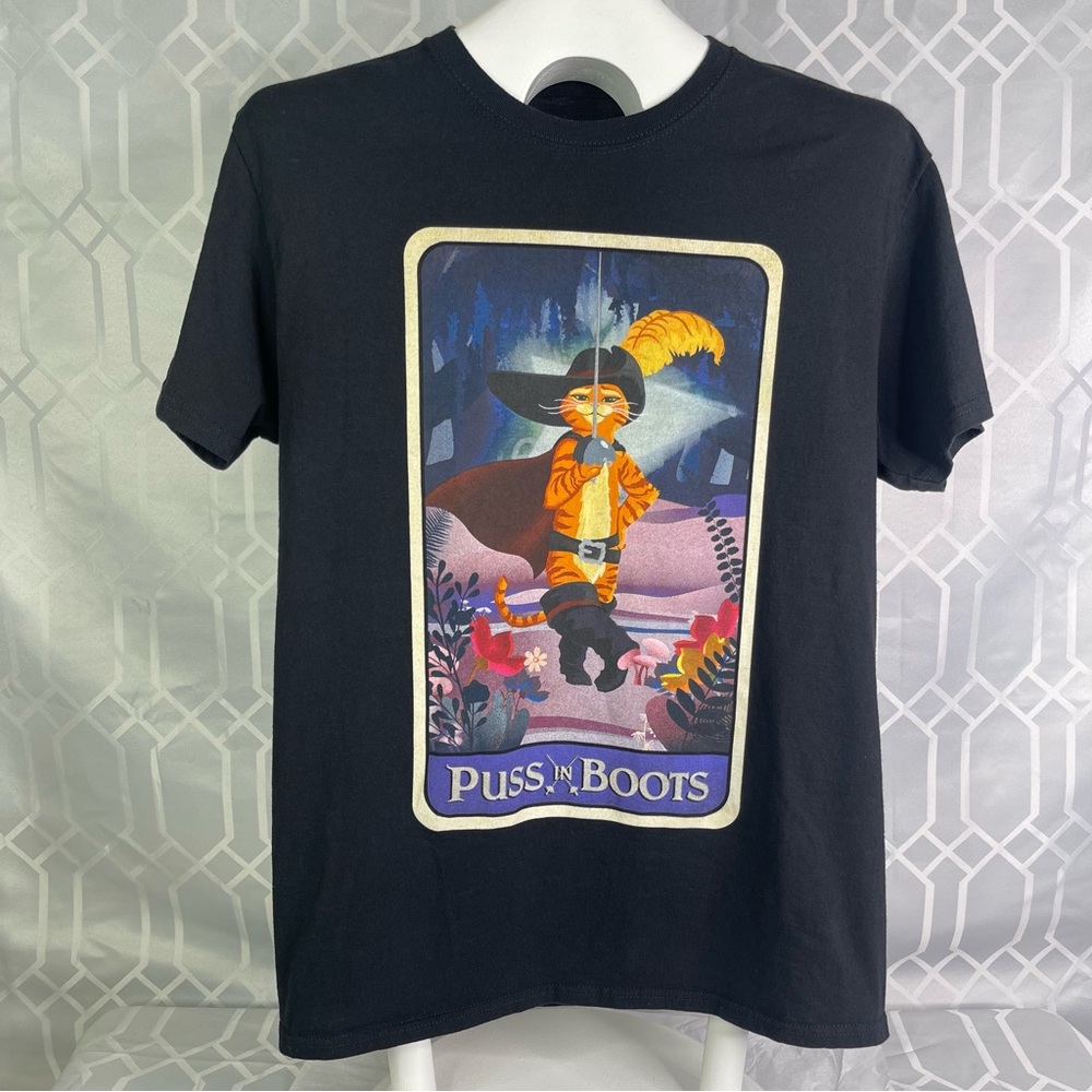 DreamWorks Puss in Boots The Last Wish Graphic T-Shirt Black Men's M